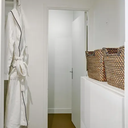 Apartament Notre Dame & La Seine With Balcony - Cityapartmentstay