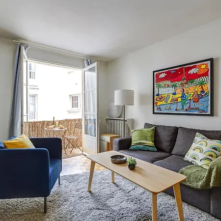 Notre Dame & La Seine With Balcony - Cityapartmentstay *