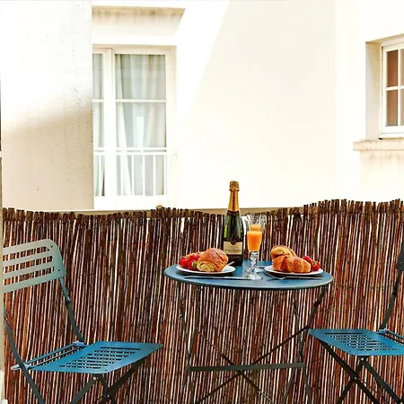 Notre Dame & La Seine With Balcony - Cityapartmentstay Apartment